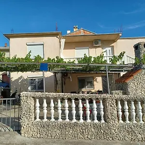 foglaljon itt