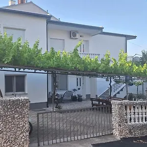 foglaljon itt